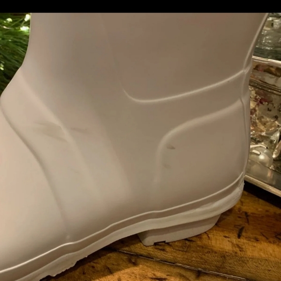 Hunter Matte White Rain Boots - Picture 4 of 8
